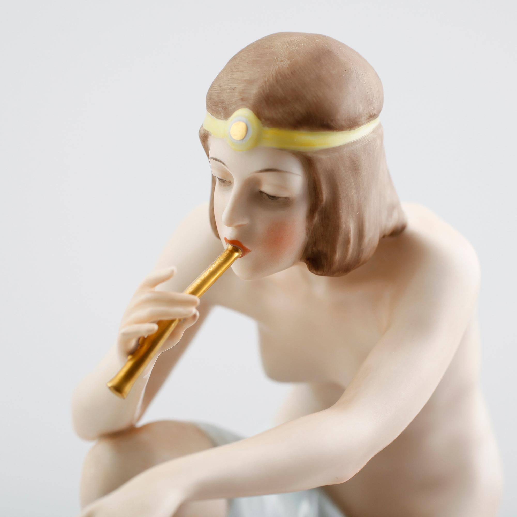 FIGUR, porslin, "Ormtjuserska", Rosenthal.