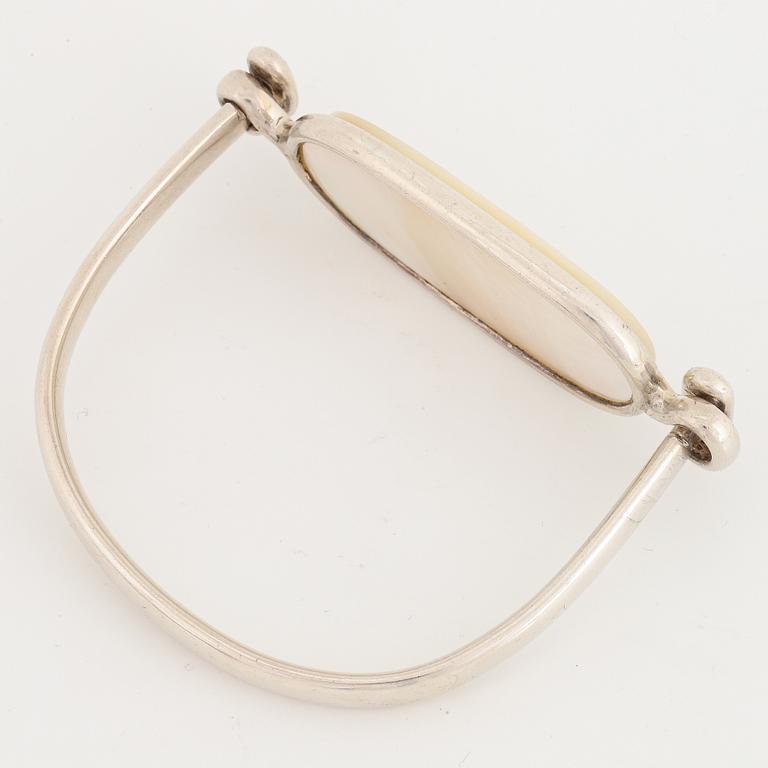 Vivianna Torun Bülow Hübe, a sterling bracelet, Jakarta Indonesia.