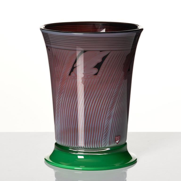 Gunnar Cyrén, a 'graal' glass vase, Orrefors, Sweden 1989.