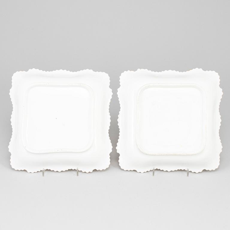 A pair of late Empire porcelain dishes, second half of the 19th century.