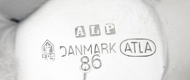 PARTI SILVERFÖREMÅL, 5 st, bla CG Hallberg, 1900-tal. Totalvikt ca 830 gram.