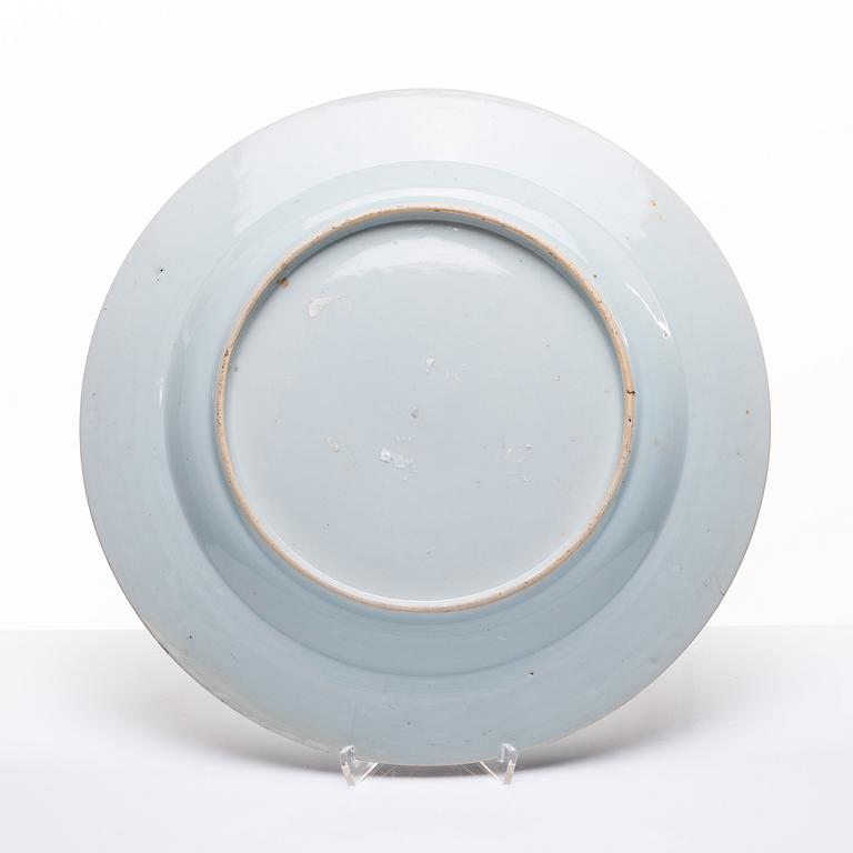 A pair of blue and white Chinese Export dishes, Qing dynasty, Qianlong (1736-95).