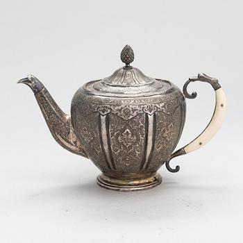 A 7-piece Persian silver tea set, 20th century.