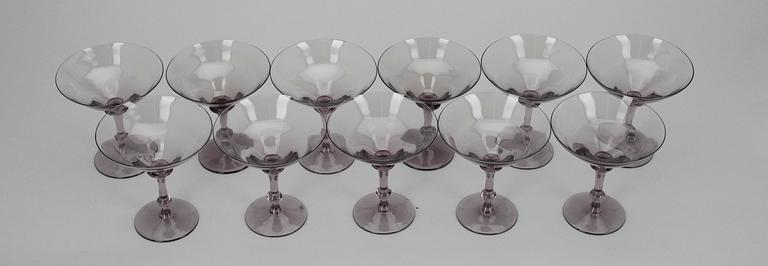 COCKTAILGLAS, 11 delar, 1930-tal.