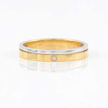 RING, Bliss, Italien, 18K guld/vitguld, två sammansatta band med diamant ca  0.02ct.