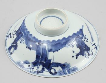 SKÅL PÅ FOT, porslin, Kina, 1800/1900-tal.