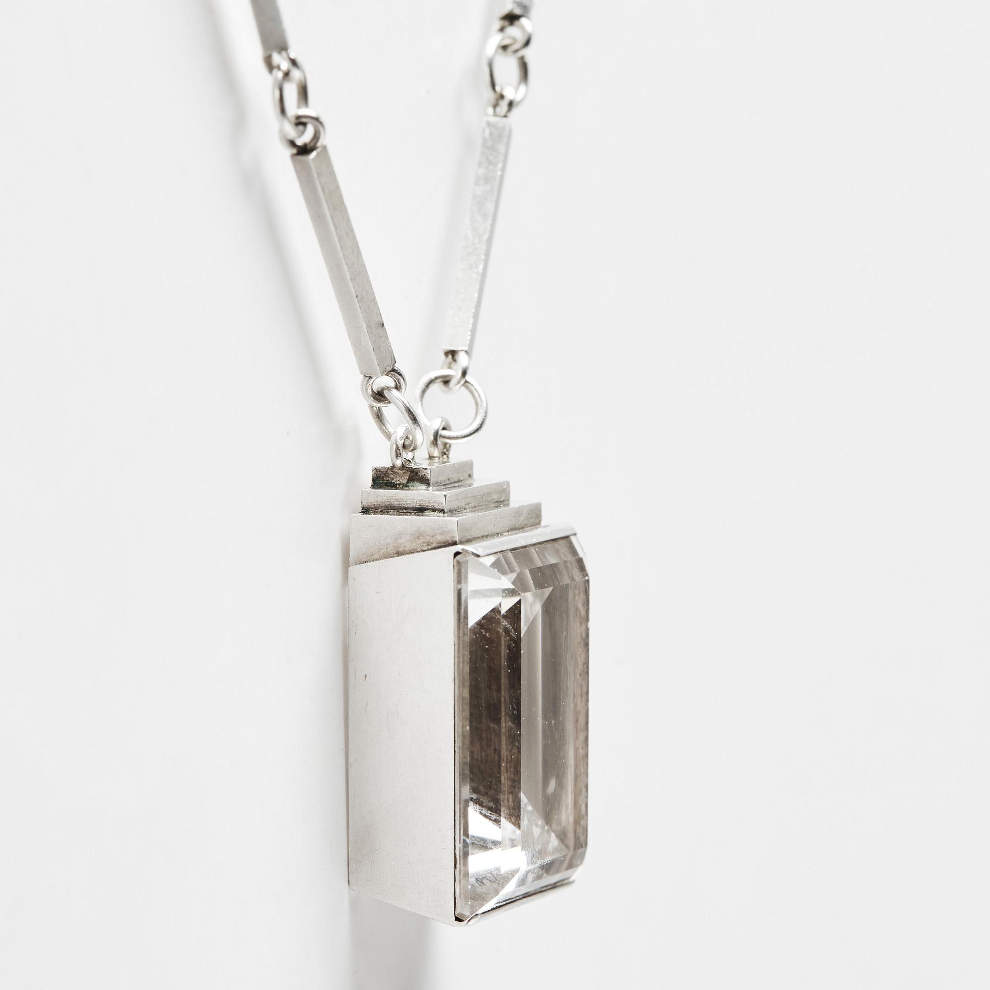 Wiwen Nilsson, hängsmycke med facettslipad bergkristall, Lund 1944, sterling.