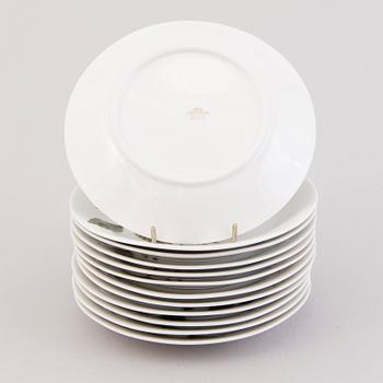 A 22(+1)-piece porcelain coffee set,  "Ruusu" (Rose), Anneli Qveflander & Ulla Procopé. In produktion 1957-1969.