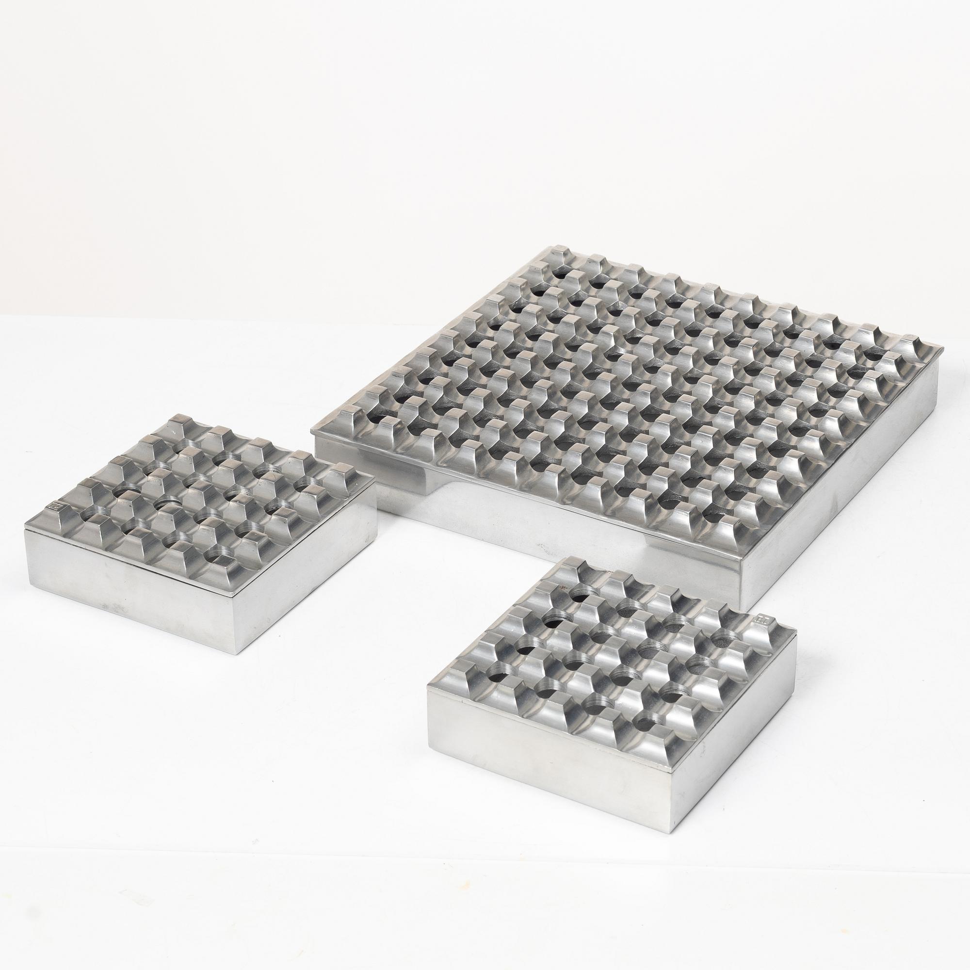 Beck & Ljung, ashtrays, 3 pieces, “Ultima”, second half of the 20th century.