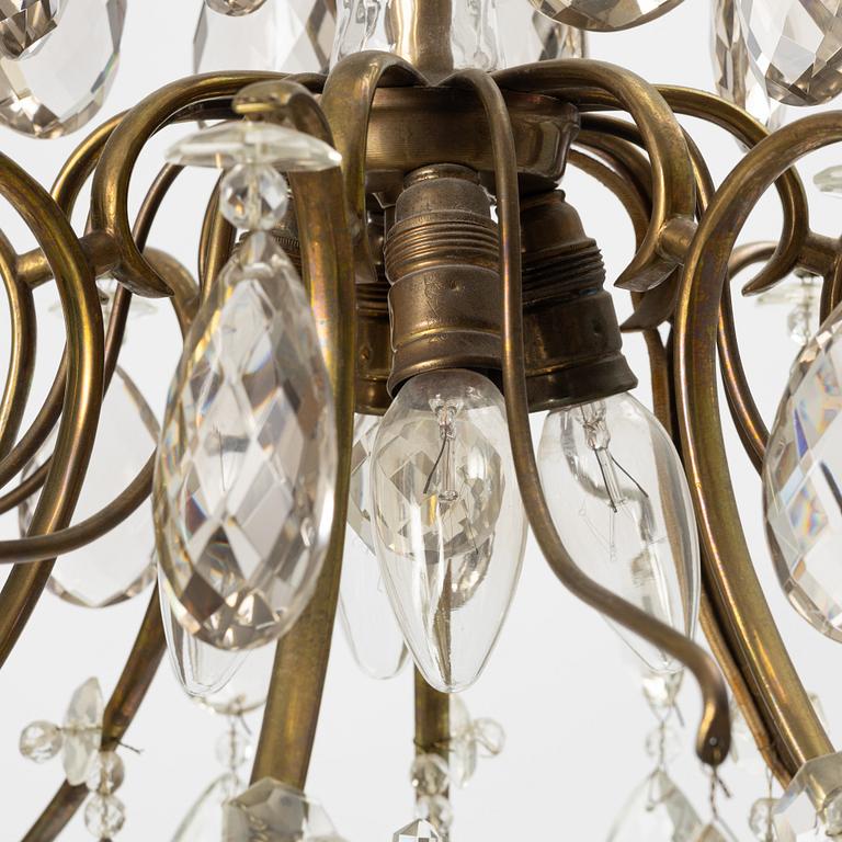 A Rococ-style chandelier, 20th century.