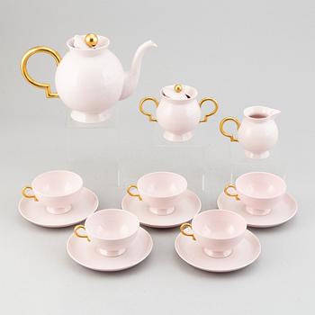 An 8-piece porcelain coffee service, Johann Haviland, Bavaria, 20th Century.