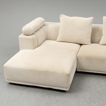 An Eilersen sofa, model Baseline.