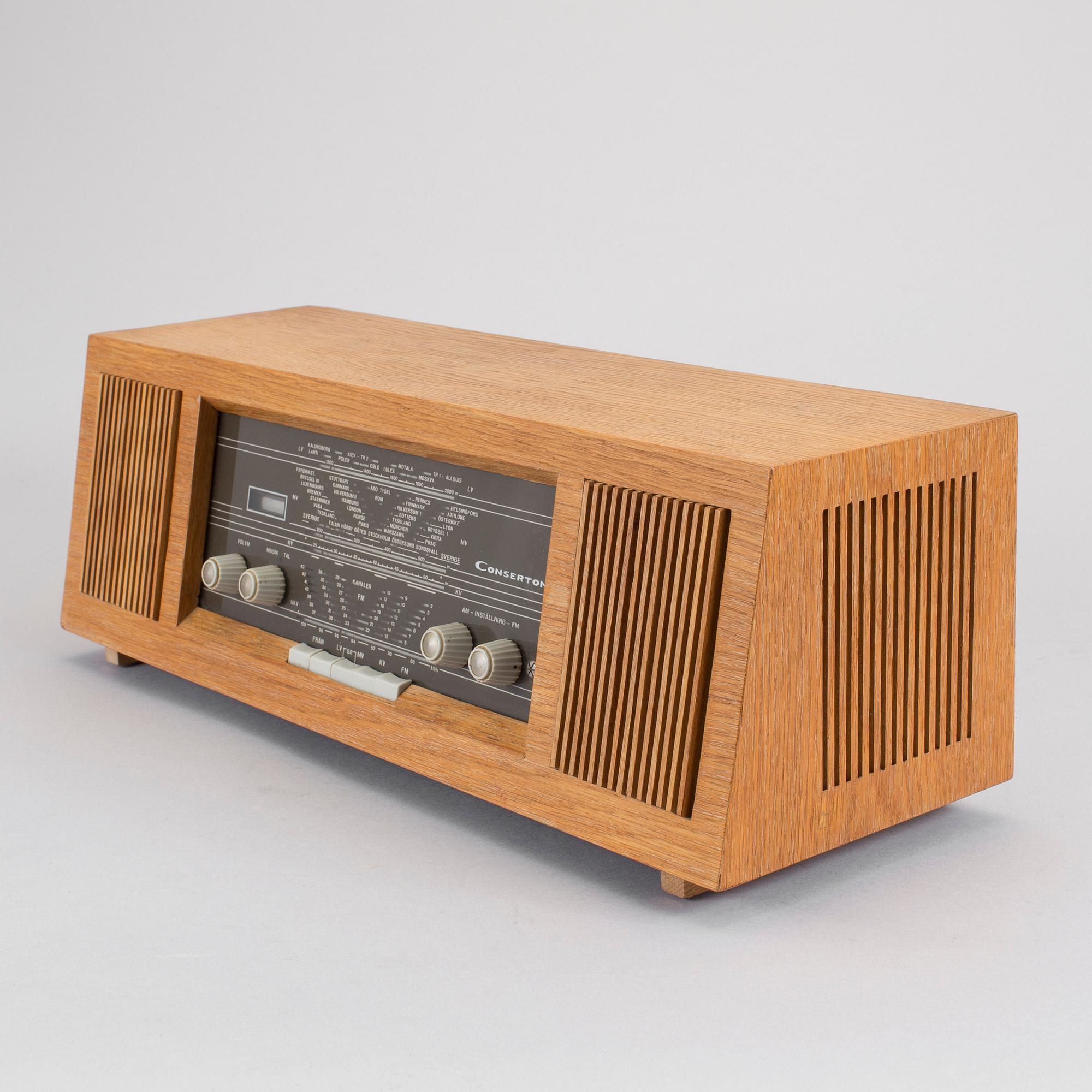 SKIVSPELARE OCH RADIO, His Master´s voice/Bang Olufsen och Conserton, Stockholm, omkring 1960.