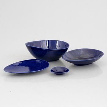 Hertha Bengtson, 27 'Blå Eld' service pieces, Rörstrand.