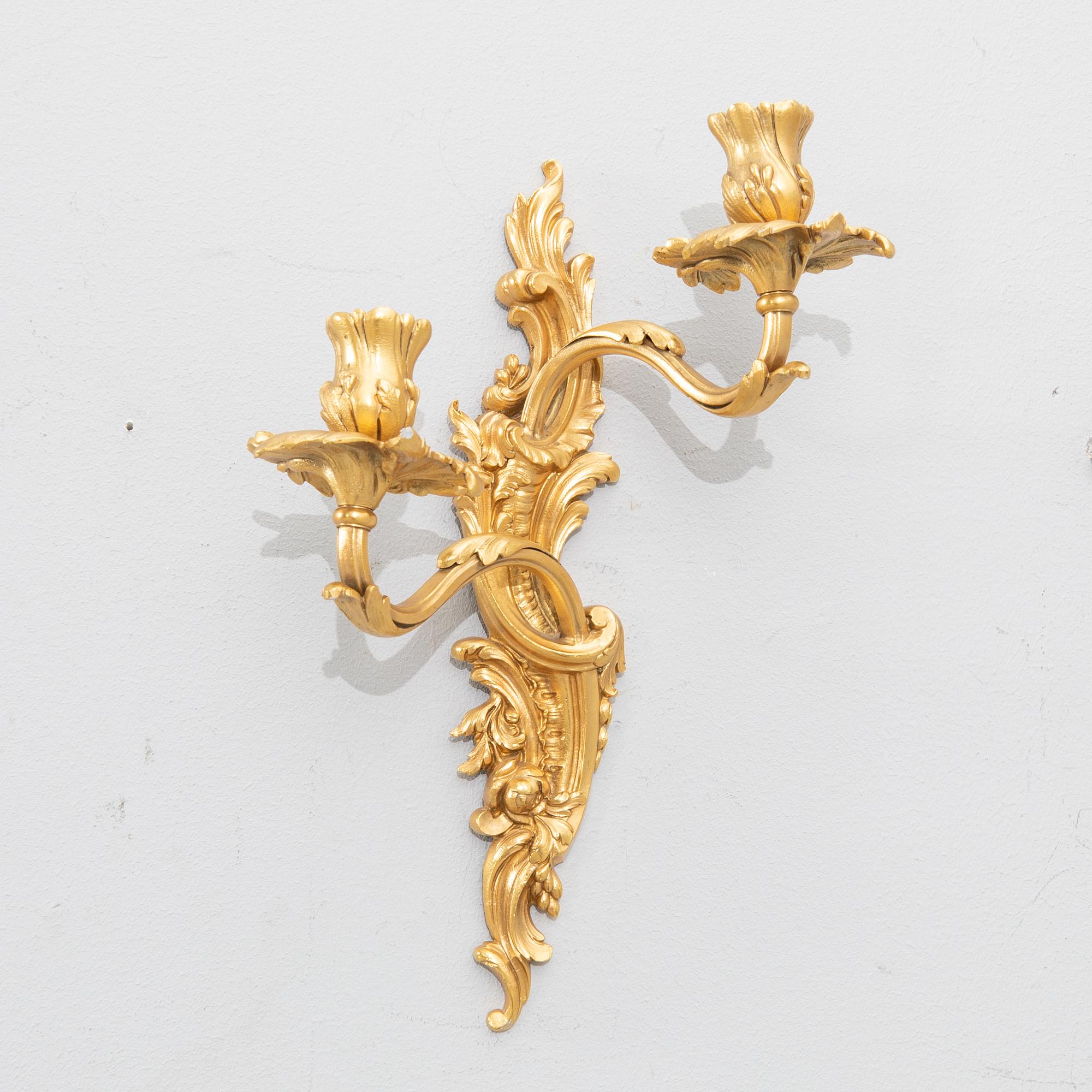 A pair of Louis XV style 20th century.