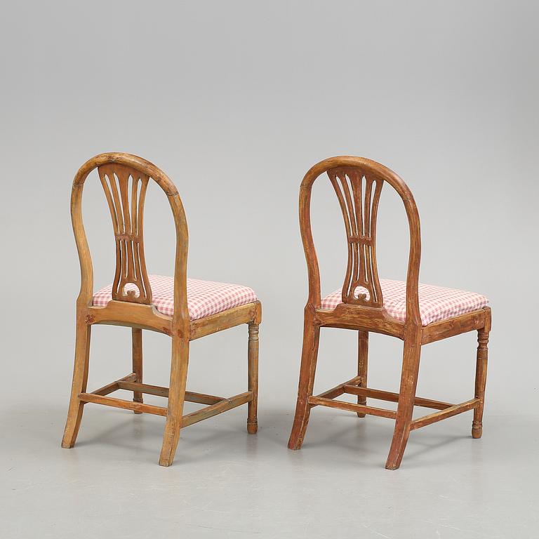 STOLAR, ett par. Gustavianska, omkring 1800.