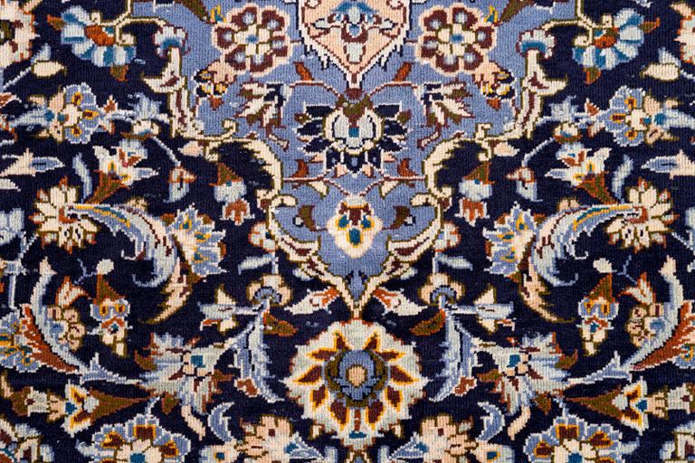 Keshan rug, approx. 370 x 255 cm.