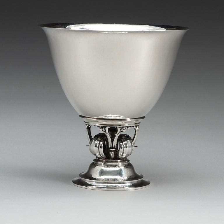 A Harald Nielsen sterling bowl, Georg Jensen, Copenhagen 1925-32.