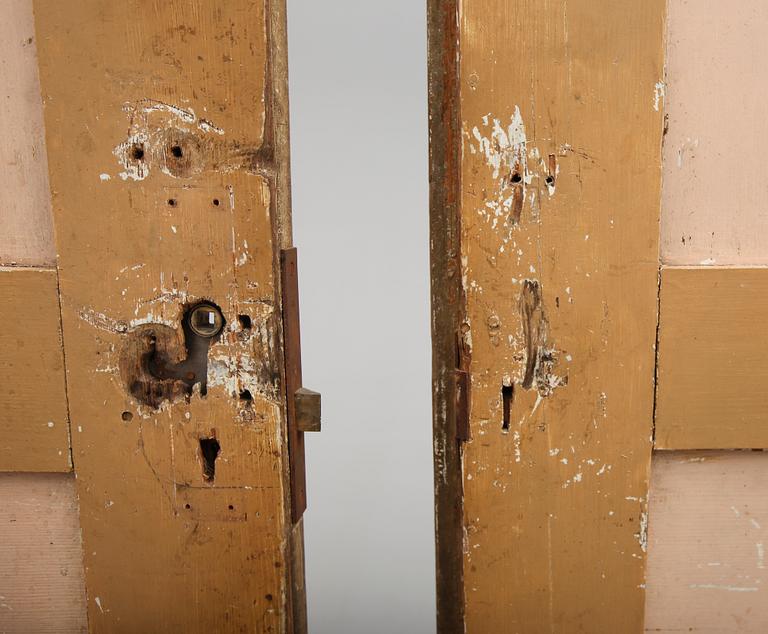 DÖRRAR, 1 par, 1900-talets första hälft.