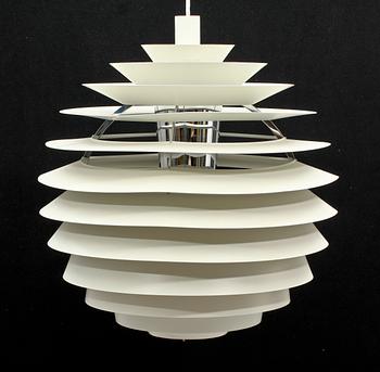 TAKLAMPA, "PH Globe", Poul Henningsen för Louis Poulsen, 1900/2000-tal. H ca 60.