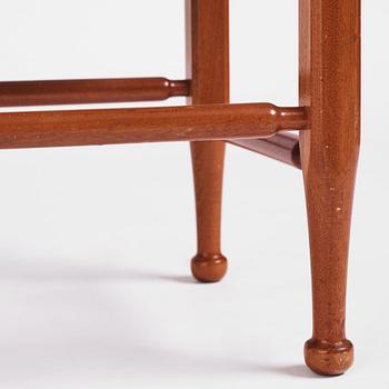 Josef Frank, bänk, modell "2009", Firma Svenskt Tenn 1900-talets mitt.