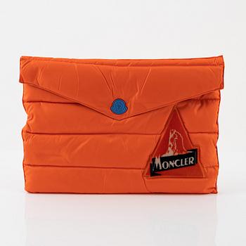 Moncler, clutch, "Busta Piumino".