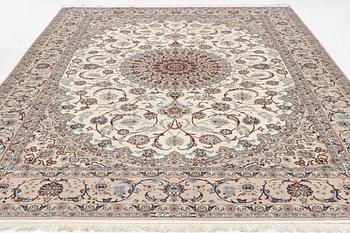 Rug, Isfahan, signed. 377 x 234 cm.