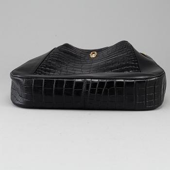 MULBERRY, a black leather 'Marloes' hobo bag.