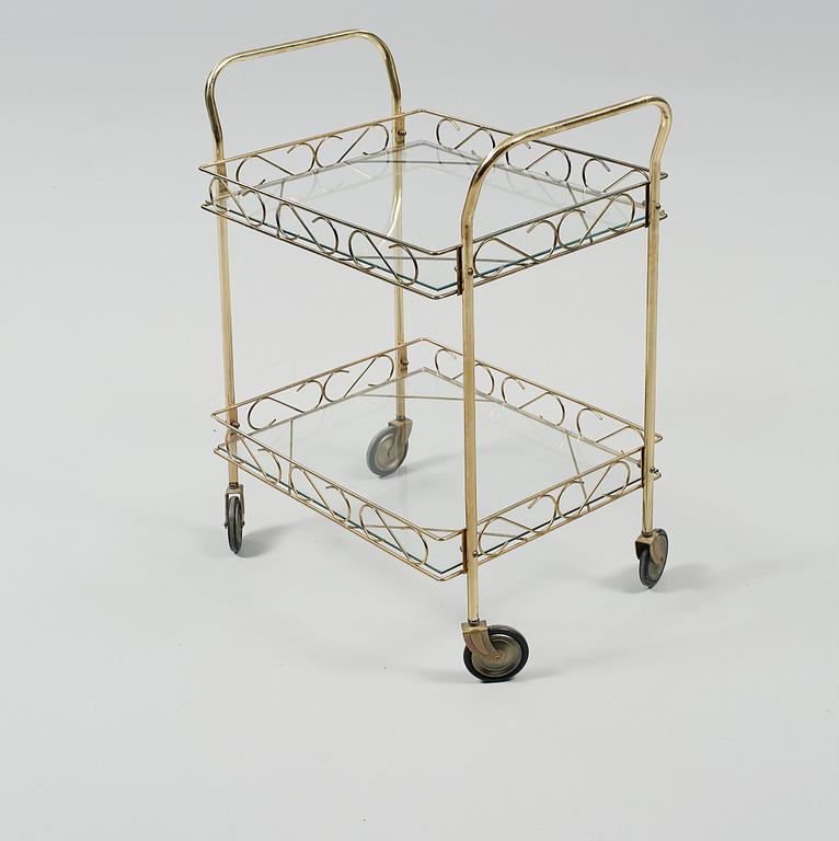 SERVERINGSVAGN, mässing och glas, 1900-tal.