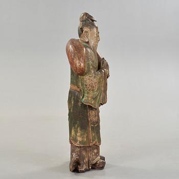 A large wooden scultpure of a daoist dignitary, 17/18th Century.