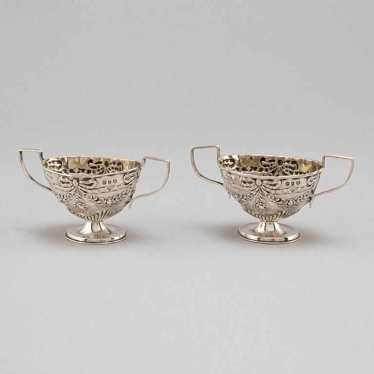 Charles Westwood & Sons, a pair of, silver salt cellars, Birmingham 1899.