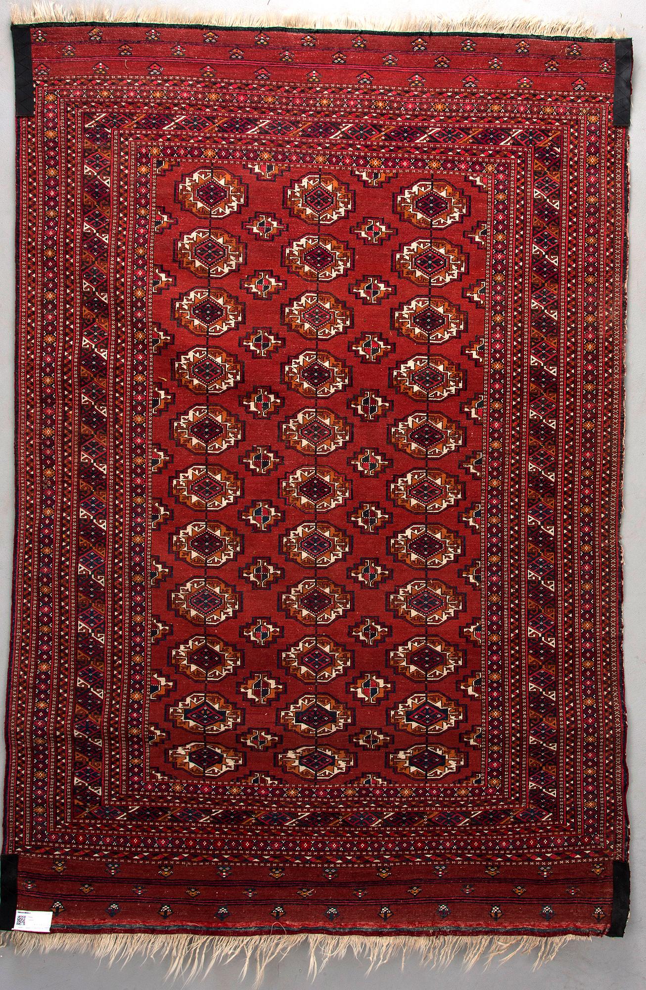 MATTA, Tekke, Turkmen. Ca 215x148 cm.
