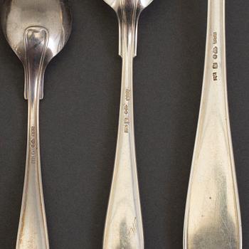 94 pcs of silver flatware, model 'Svensk spets', including GAB, 1910s.