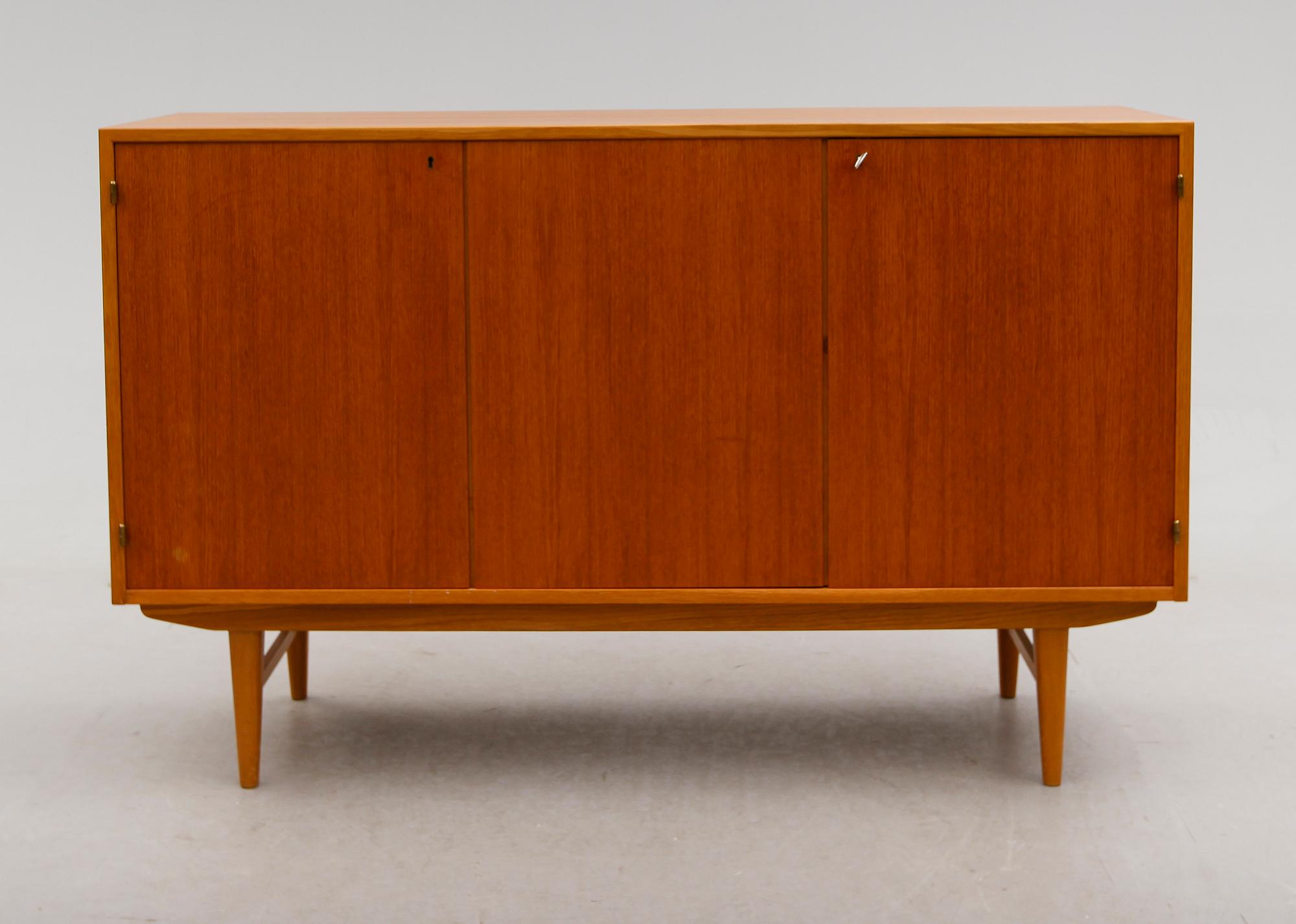 SIDEBOARD, 1900-talets andra hälft.