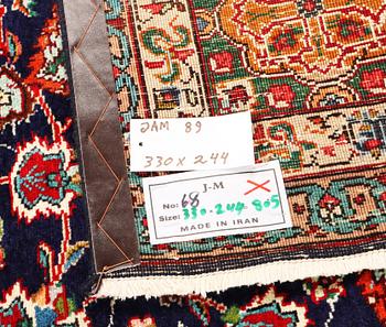 Matta, Keshan, ca. 330 x 244 cm.