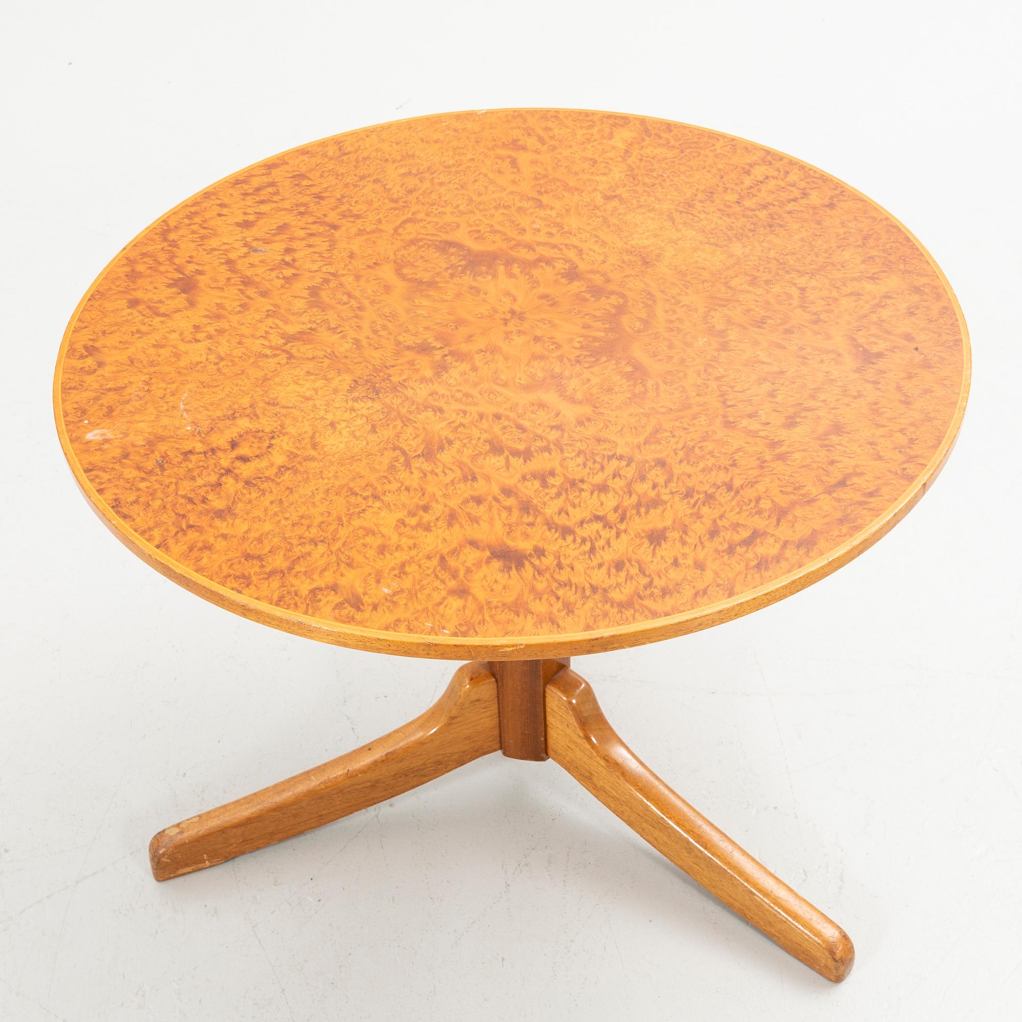 Josef Frank, Coffee table, model 560, Svenskt Tenn, 1940s.