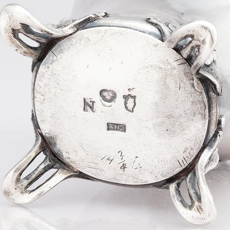 A Swedish 18th century silver tea caddy, marks of Erik Niklas Thomé, Stockholm 1771.