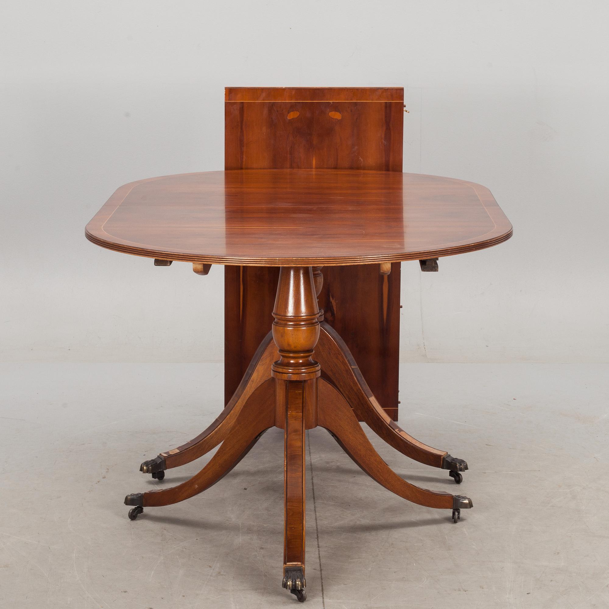 MATSALSMÖBEL, 7 delar, engelsk stil, 1900-talets andra hälft.