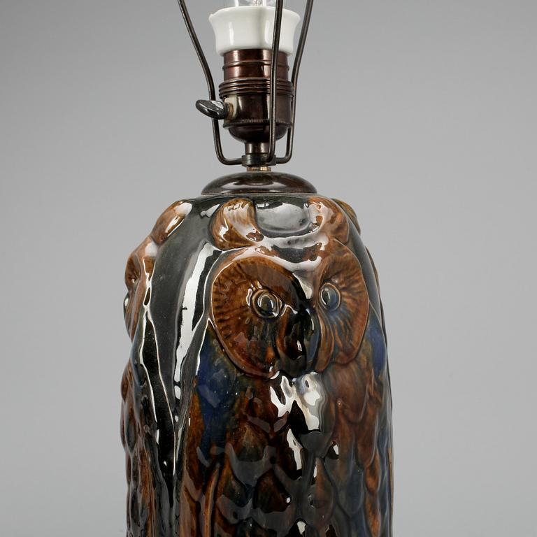 BORDSLAMPA, porslin, 1900-talets första hälft.