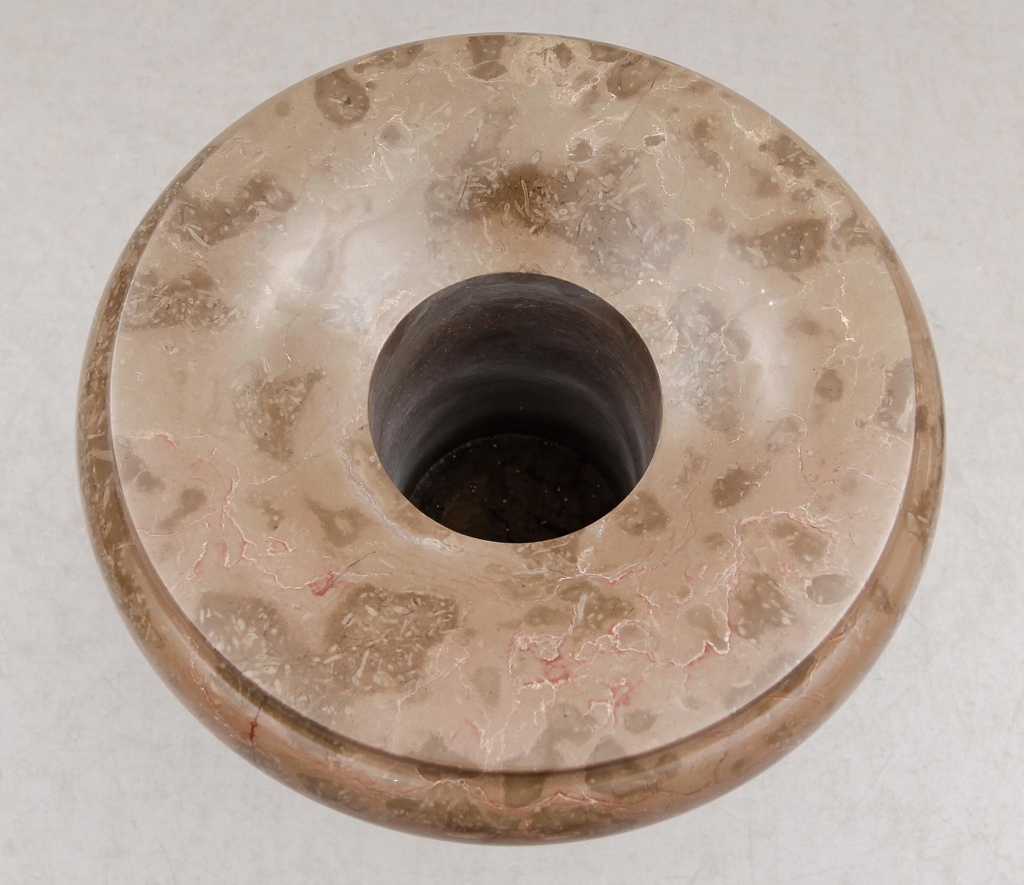 TRÄDGÅRDSURNA, 1900-tal.