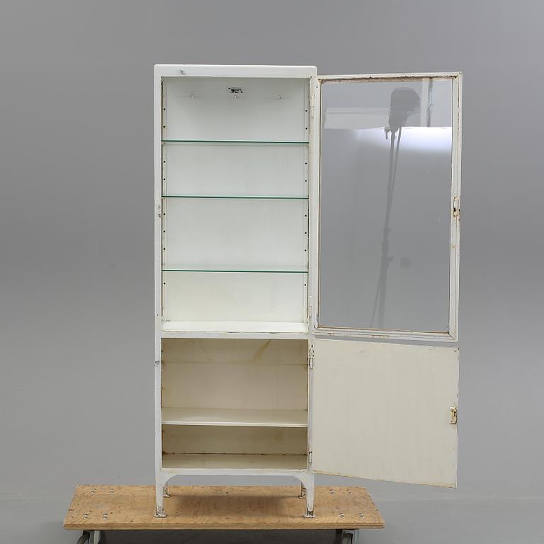 LÄKARSKÅP, 1940/50-tal.