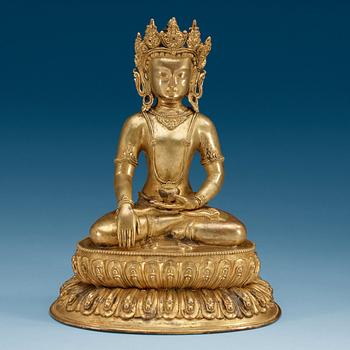 1529. A large seated gilt bronze Amitayus, presumably late Qing dynasty/20th Century.