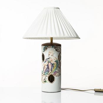A Chinese porcelain hatstand / table lamp, 20th century.