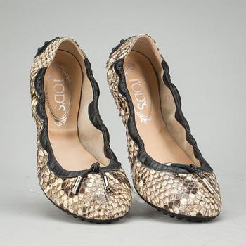 SKOR, Tod's.