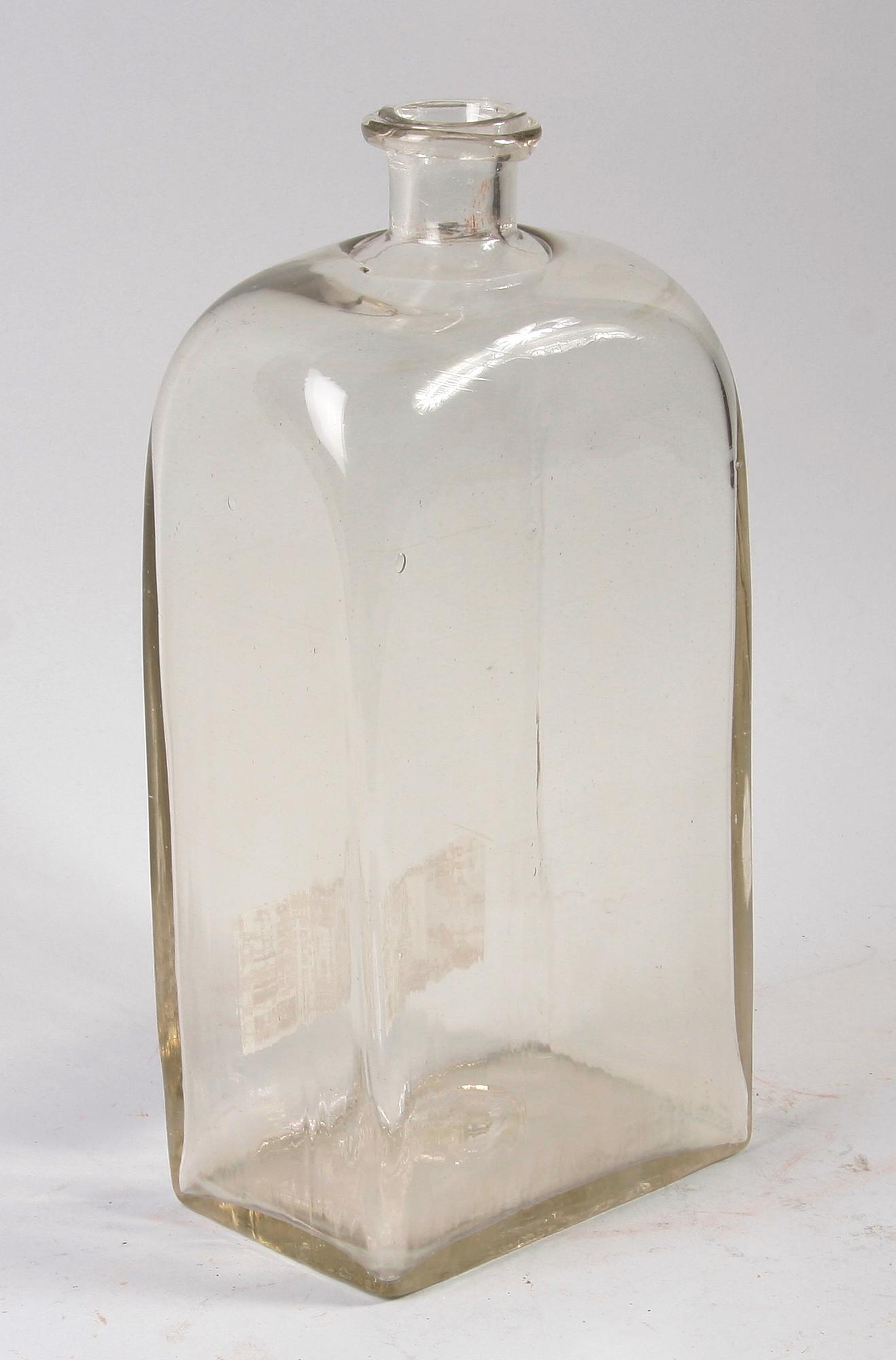 BRÄNNVINSFLASKA, glas, 1800-tal.