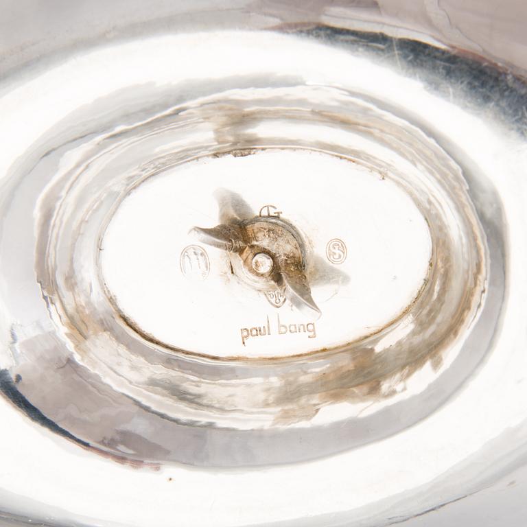 A sauce boat with a sauce ladle in silver, mark of Paul Bang, Copenhagen, Denmark 1929 and 1930s.