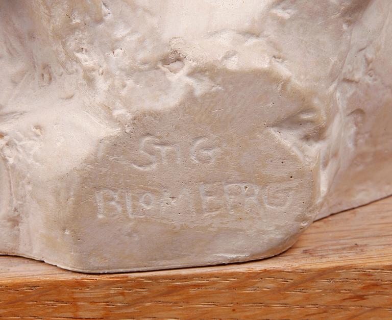 STIG BLOMBERG, skulptur, gips. Sign.