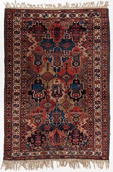 Rug, Cahar Mahal va Bakhtiari, semi-antique, approx. 225 x 160 cm.