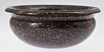 SKÅL, porfyr, 1800-tal.