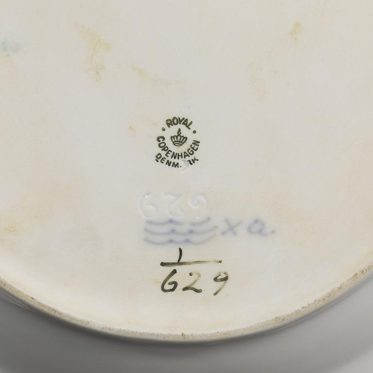 Royal Copenhagen, Dinner service, 31 pieces, “Musselmalet Halvblonde”, Denmark.